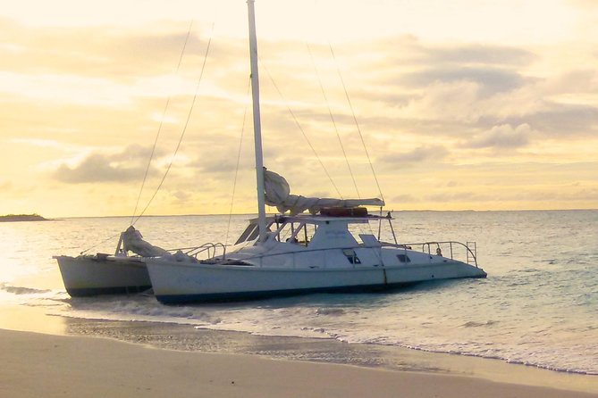 2 Hour Champagne Sunset Cruise from Grace Bay, Providenciales (Adult Only) - Crew Energy: Music, Photo Help, and Staying Relaxed