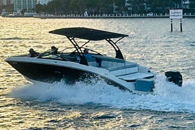 2-Hours Private Miami Boat Tour With Champagne - Where you meet at 961 NW 7th St (and why timing matters)