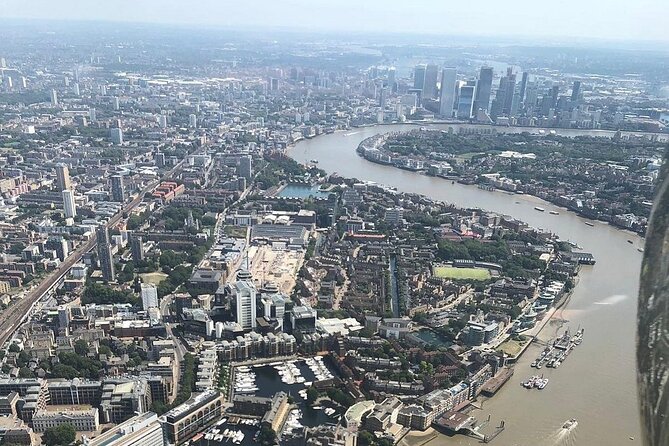 35 minute London Sightseeing Flight for 2 with Champagne - Who This Suits Best (And Who Should Rethink the Plan)