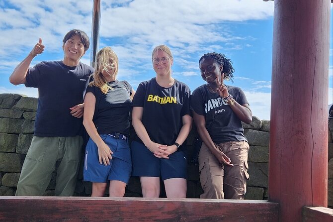 4-Hours Hiking and Tasting Rice Wine in the Mountain of Busan - Getting started at Oncheonjang Station: small details that help