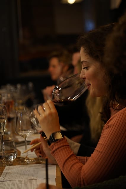 8-Tier Hungarian Wine Tasting in a Cozy Downtown Wine Bar - Key points I’d write on a sticky note