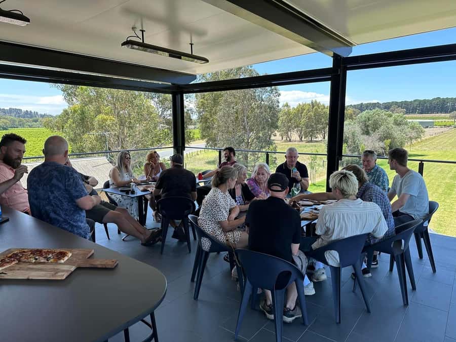 Adelaide: Highlights, Hahndorf & McLaren Vale Wine Tasting - Hahndorf’s 2 Hours: German Streets, Shops, and Casual Food Time