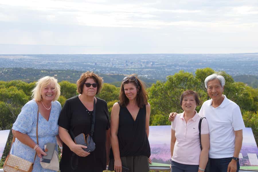 Adelaide: Highlights, Hahndorf & McLaren Vale Wine Tasting - Chapel Hill Winery Tasting Room: Award-Winning Wines in a Historic Setting