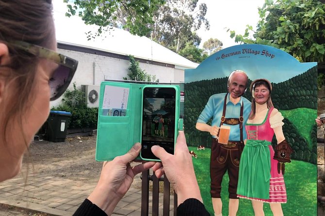 Adelaide Highlights, Hahndorf & McLaren Vale Wine Tasting and Sightseeing Tour - Haselgrove Wines: relaxed pours and a practical food add-on