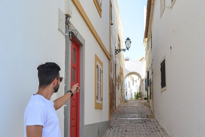 Albufeira: City Highlights & WINE TASTING - Quick hits you’ll feel right away