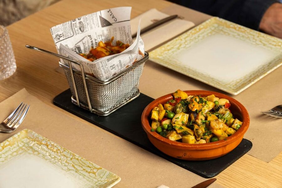 Alcudia: Self-Guided Gourmet Tapas and Wine Tour - Price and value: what $55 gets you in the real world