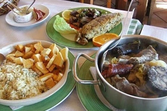 Algarve wine tour and mountain top trip with lunch or dinner at sunset time - Monte Foia: A 10-Minute Jump to 360° Panoramas