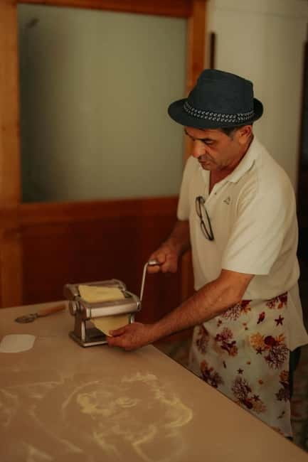 Amalfi: Make Fresh Pasta, Mozzarella & Tiramisù with wine - Who should book this class (and who might not)