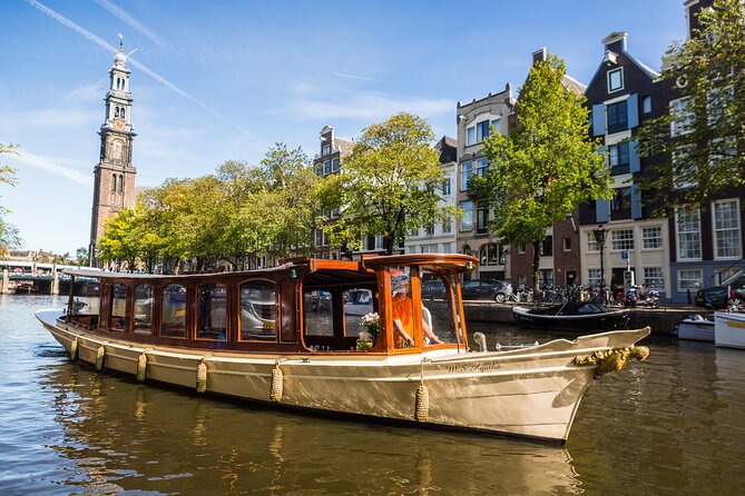 Amsterdam Canal Cruise with Cheese and Wine - A 1-Hour Amsterdam Canal Cruise That Gets You Oriented Fast