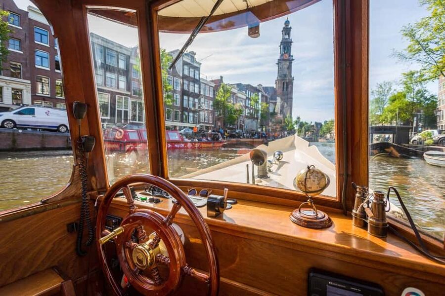Amsterdam: Classic Saloon Boat Cruise with Cheese & Wine - Who This Cruise Fits Best (and Who Should Skip It)