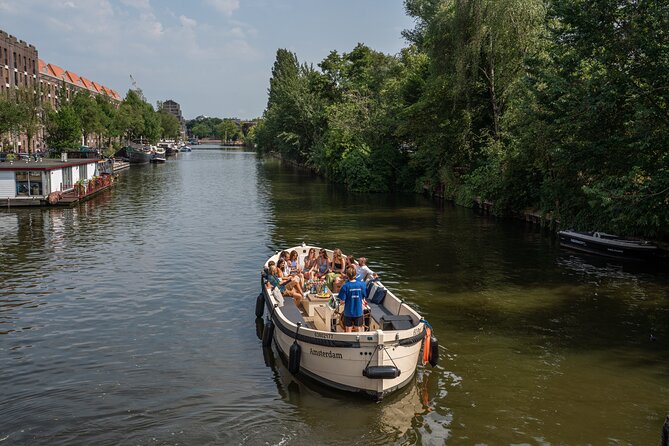 Amsterdam: Evening Candle Light Cruise With Wine & Cheese - Golden Age Canals in Candlelight: the simple reason this works