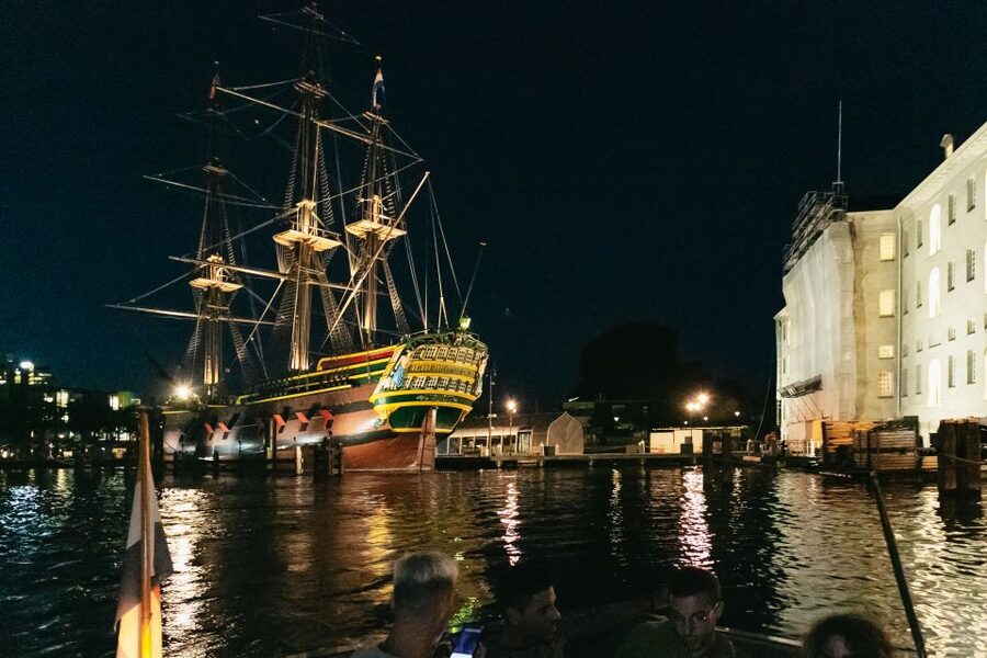 Amsterdam: Evening Cruise with Optional Wine and Snacks - Snacks, Optional Wine, and the Comfort Stuff That Adds Up