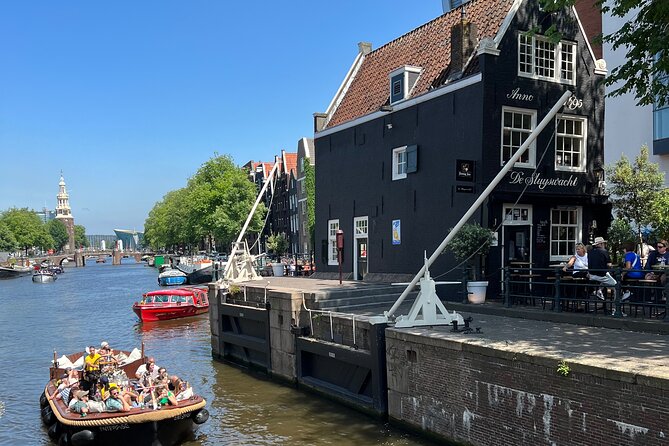 Amsterdam Luxury Boutique Boat tour with Unlimited Beer and Wine - Oude Kerk pass: oldest parish church energy, without walking