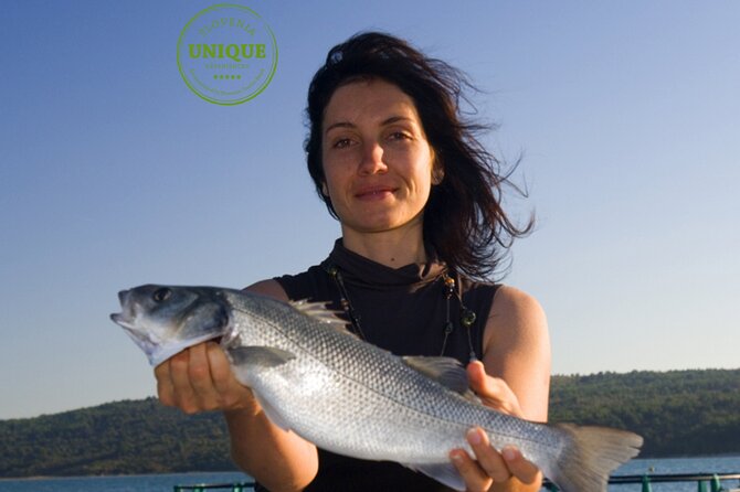 An Unforgettable Day With Fish, Wine and Olive Oil Tasting - The Boat Trip to Fonda Fish Garden: The Scenic Engine of the Day