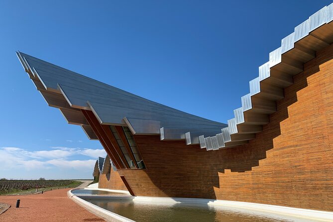 Architectural Rioja Small Group Wine Tour with Lunch from Bilbao - Practicalities That Make the Day Easier