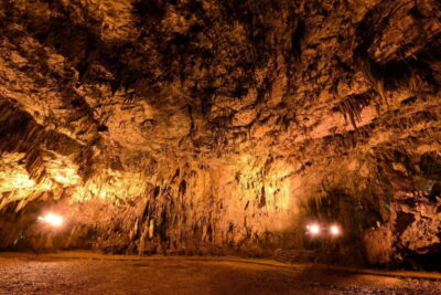 Argostoli: Shore Excursion to Caves with Local Wine Tasting - Melissani Cave Lake boat cruise: the turquoise effect is real