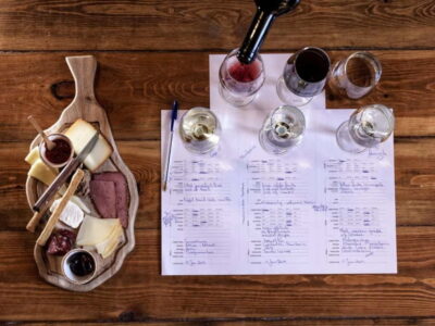 Athens: Acropolis Wine Tasting with Cheese and Olives - The virtual Attica vineyard tour: why a screen works here
