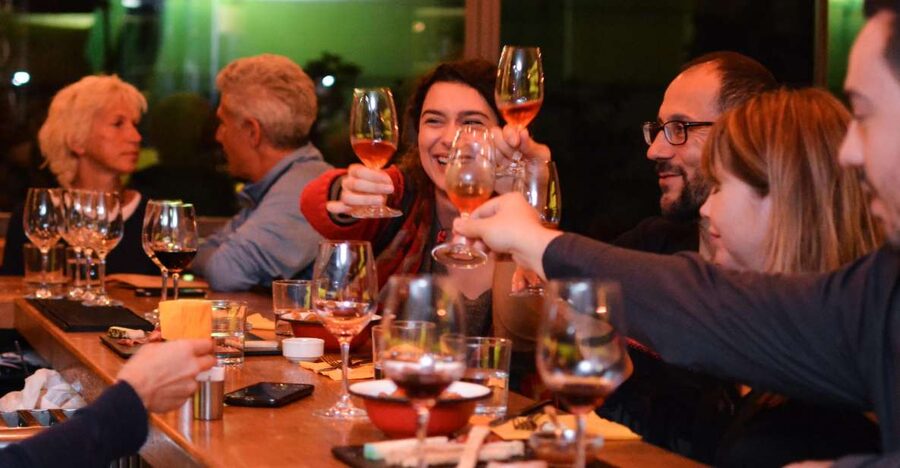 Athens: Premium Food and Wine Tasting Tour in the evening - The wine bar stop: four indigenous Greek varieties