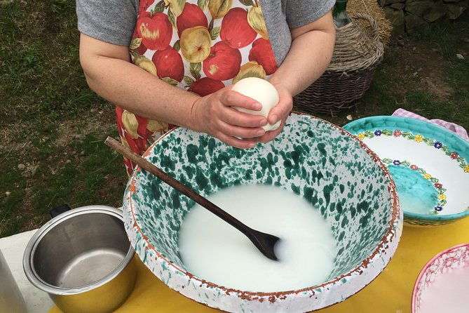 Authentic Farm Tour with Pizza, Cheese, Wine & Limoncello Tasting - Animals, vines, and seasonal crops: how the tour teaches without lecturing