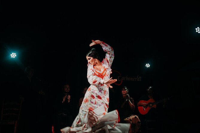 Authentic Flamenco, Tapas & Wine Madrid Experience - Entering Madrid’s night the right way: small group, big culture