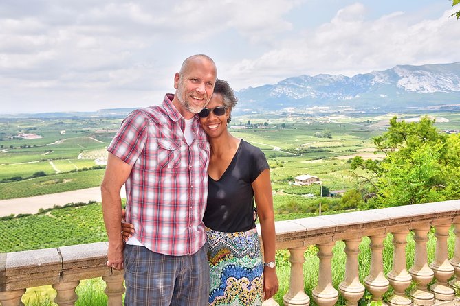 Authentic Rioja Wine Experience - Guides Robert and Rebecca: what makes it feel personal