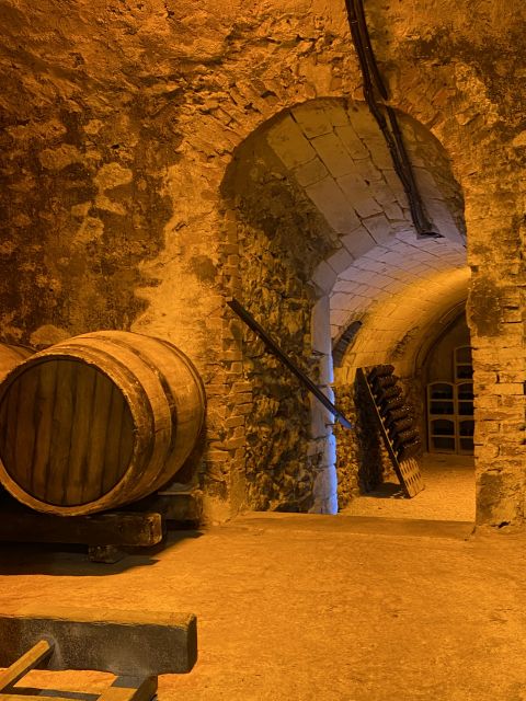 Aÿ-Champagne: Champagne House Tour and Tasting Class - Train your nose: the aroma workshop that makes tasting easier