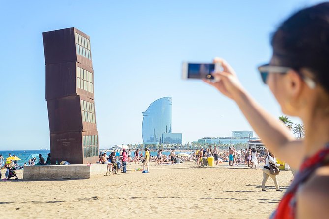 Barcelona E-Bike Small Group Tour with Tapas & Wine Tasting - Born Centre de Cultura i Memòria: walking over the 1714 ruins