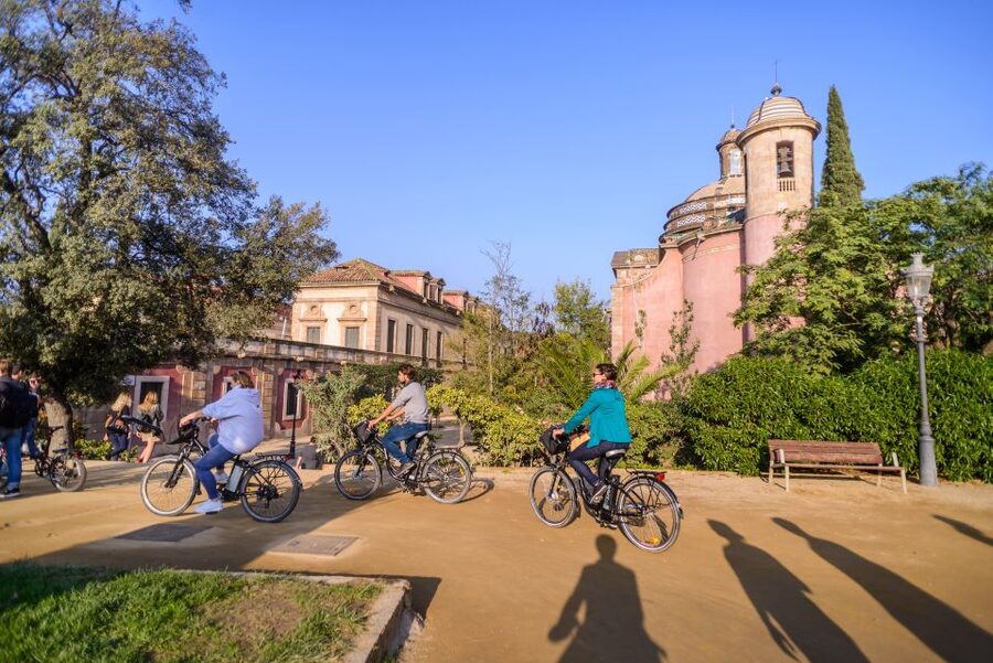 Barcelona eBike Tour with Wine and Tapas Experience - Parc de la Ciutadella: A Breath of Green Between Stops