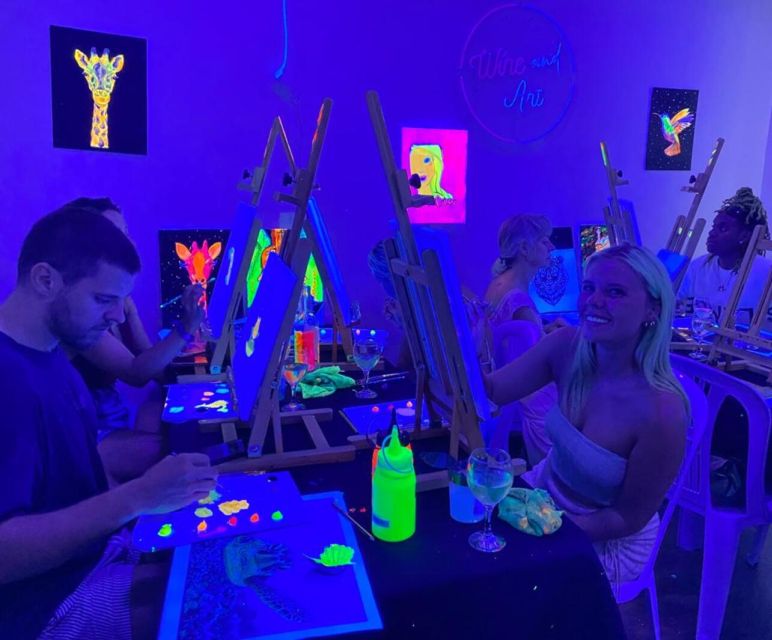 Barcelona: Fluorescent Paint and Wine Workshop - Wine, soft drinks, and the relaxed social vibe