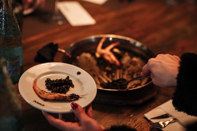 Barcelona: Guided Food Walking Tour with Tapas and Wine - Pintxos at Carrer de Montcada: The Ritual Where You Choose