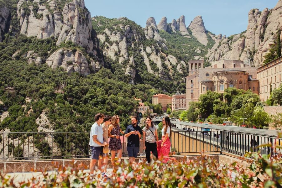 Barcelona: Montserrat with Winery, Lunch, and Train Options - The 10th-Century Winery at the Bottom: Lunch, Cellar Visit, Tapas, and Tastings