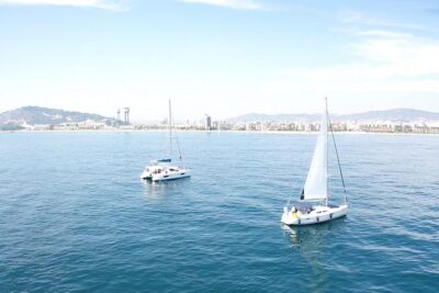 Barcelona Private Sailing Trip with unlimited drinks and snacks - Montgat Beach snorkeling: why the water quality is the star