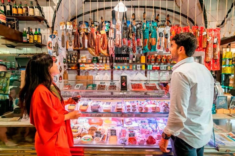 Barcelona: Private Tapas & Wine with Flamenco Show Old Town - Flamenco night logic: why this combo makes sense in Barcelona
