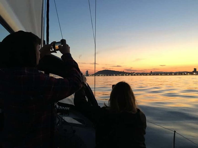 Barcelona: Sunset Boat Trip with Cava Wine and Snacks - Shared sunset sailing vs private charter: pick your control level