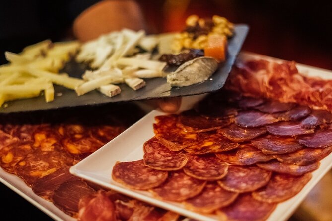 Barcelona Tapas & Wine Walking Tour with Optional Flamenco - Optional flamenco in the Born: add it when you can stay out