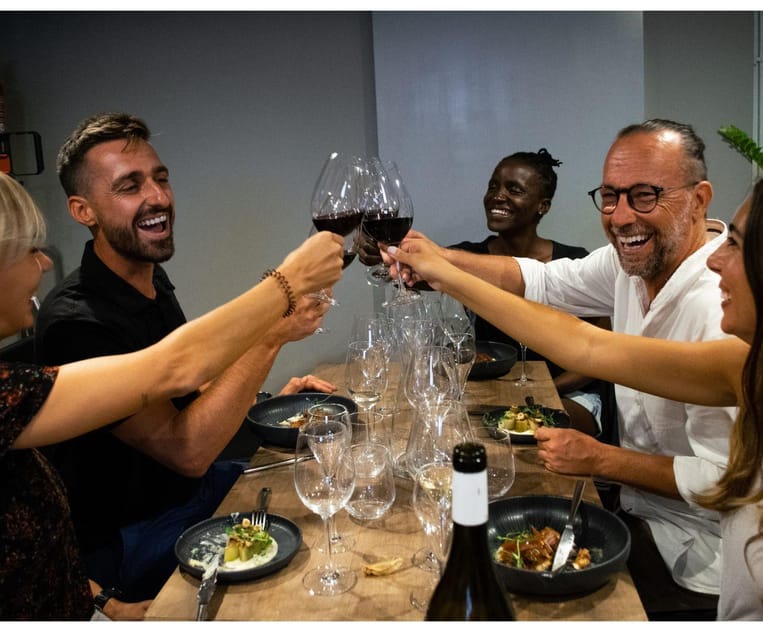 Barcelona: Wine Tasting and Tapas 5-Course Pairing Dinner - The course-by-course flow (aperitif to dessert)