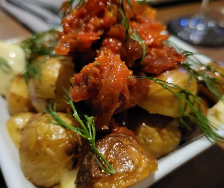 Barcelona: Wine Tasting and Tapas 5-Course Pairing Dinner - Quick decision: should you book this dinner?