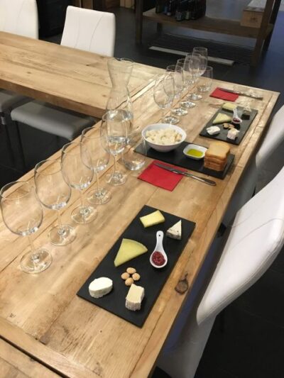 Barcelona Wine Tasting: Catalan and Spanish Wines - How the 90 Minutes Flow (and How to Taste Without Overthinking)