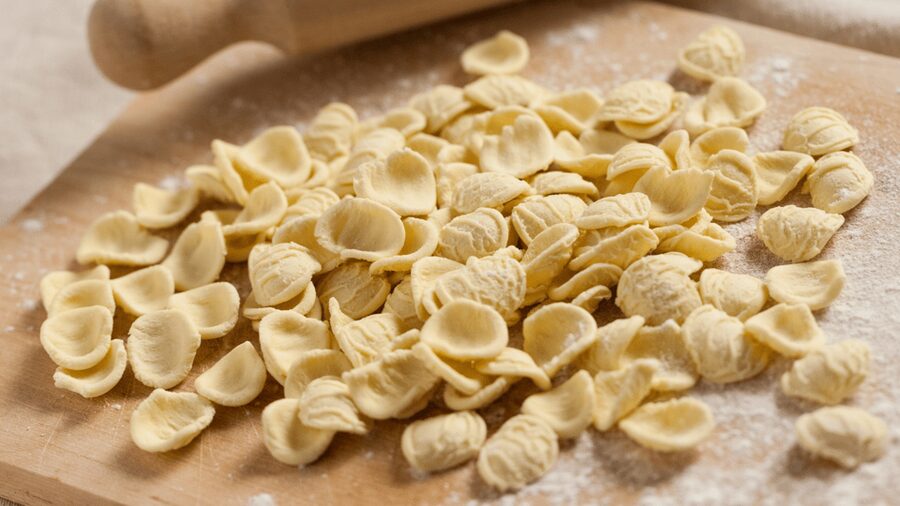 Bari: Street Food Walking Tour with Wine Tasting - Wine tasting: small, local, and timed to the walk