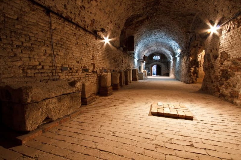 Belgrade: Underground Tour with Riverside Sparkling Wine - The guide makes it: Darko, Kristina, Tamara, Bojan, Milica, and more