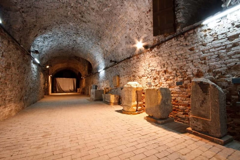 Belgrade: Underground Tour with Riverside Sparkling Wine - Price and value: why $22 is a fair deal for this kind of access