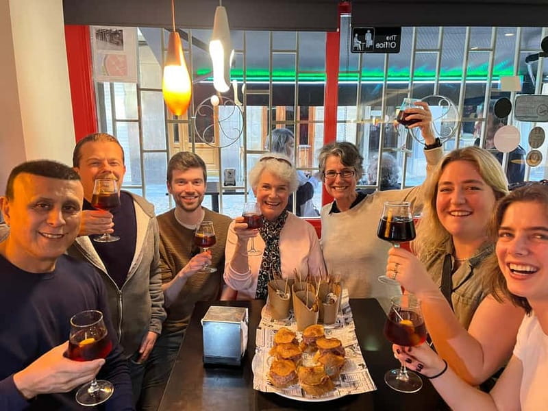 Bilbao: Basque Food Tour and Wine Tasting with Guide - The wine and drink mix: pairings that make the flavors make sense