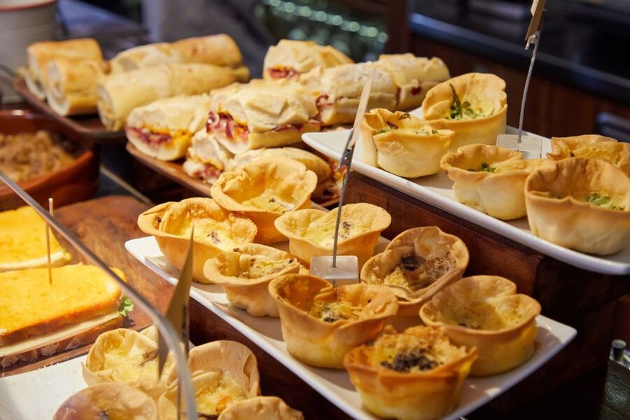 Bilbao: Exclusive Food & Wine Tasting Tour with Local Guide - Quick highlights before you go