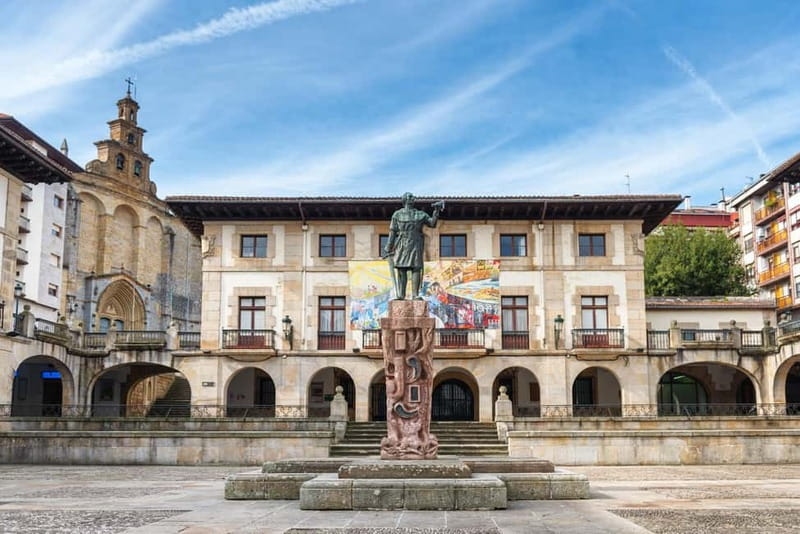 Bilbao: Gaztelugatxe, Bermeo, Mundaka, Gernika, & Wine Tour - Berroja Winery and Txakoli Tasting: A Taste of the Coast’s Rhythm