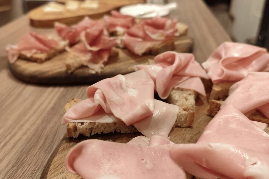 Bologna: Food and Wine Tasting with Interactive Game - Timing, Setting, and How to Plan Your Food