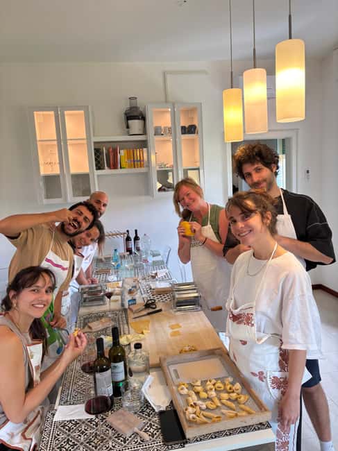 Bologna: In-Home Italian Pasta Making Workshop with Wine - Federico Fred’s cooking style: hands-on, organized, and relaxed
