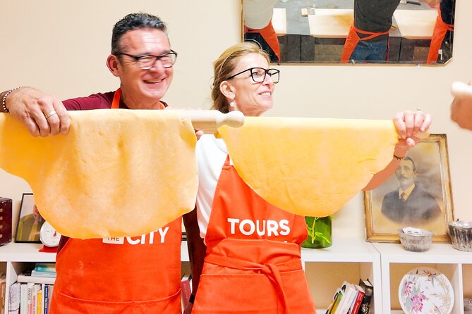 Bologna Local Pasta Cooking Class, Ragu, Spritz, Wine & Gelato - Ragù and Pairings: What You Make, What’s Prepped, and Why It Works