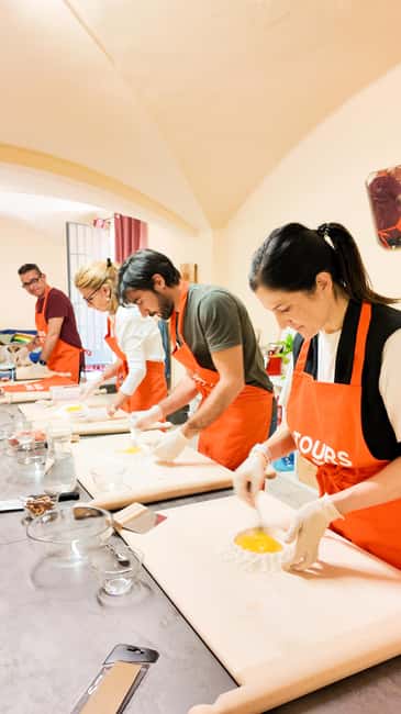 Bologna: Pasta Cooking Class, Ragu, Spritz, Wine & Gelato - Rolling Pin Pasta: Making Tagliatelle Dough From Scratch