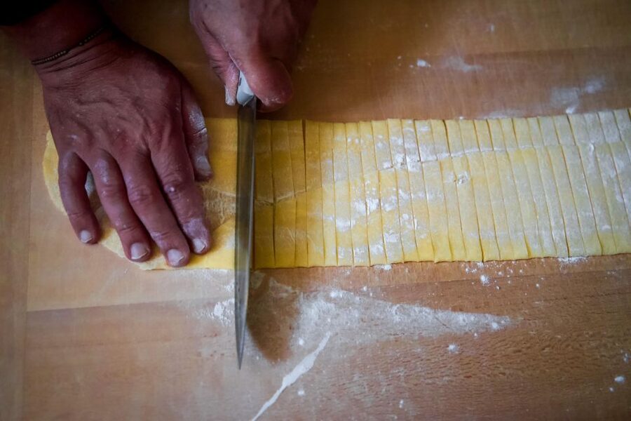 Bologna: Pasta Tagliatelle al Ragu Cooking Class with Wine - Stuffed Pasta Skills: Tortellini and Tortelloni Filling