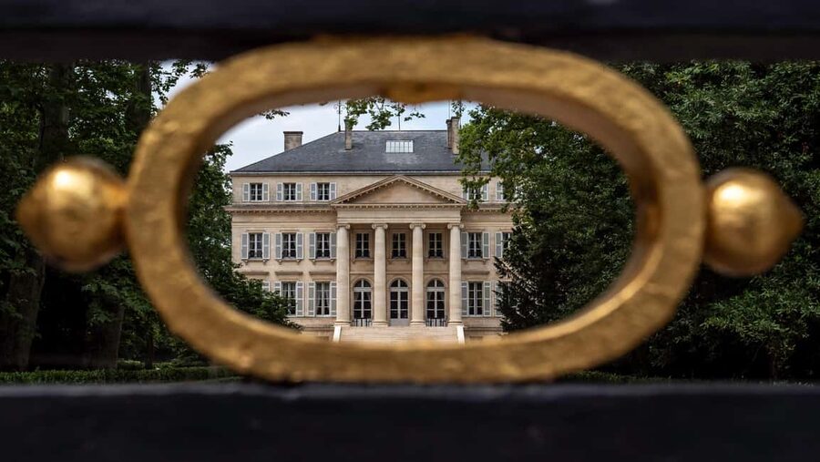 Bordeaux: Saint-Emilion and Medoc Full-Day Wine Experience - Should you book Olala Bordeaux’s Saint-Émilion and Médoc full-day tour?